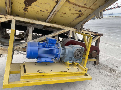 Успішне впровадження конічно-циліндричного мотор-редуктора серії DK на конвеєрі