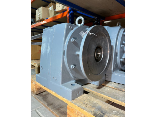 Циліндричні редуктори серії MBR для промислових застосувань