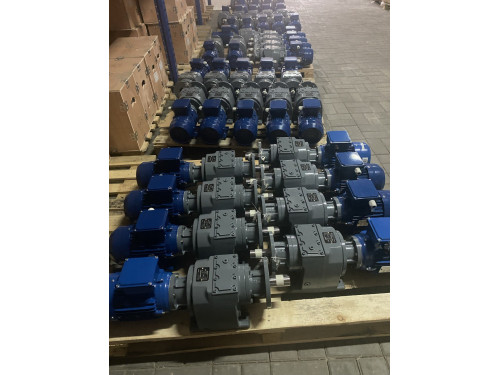 Ми успішно постачаємо понад 100 циліндричних мотор-редукторів серії MBR